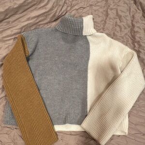 cropped Turtleneck Sweater